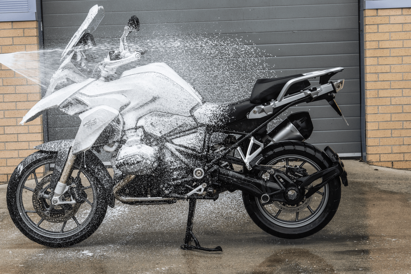 Muc-Off Snow Foam 1L Pre-Wash Cleaner pH Neutral Car Motorcycle 210.0011